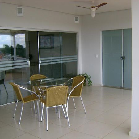 Viver Apart Hotel Río Branco Exterior foto